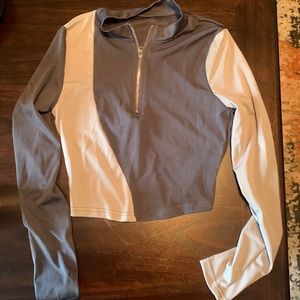 Gray Toned Size XS 1/4 zip crop top
